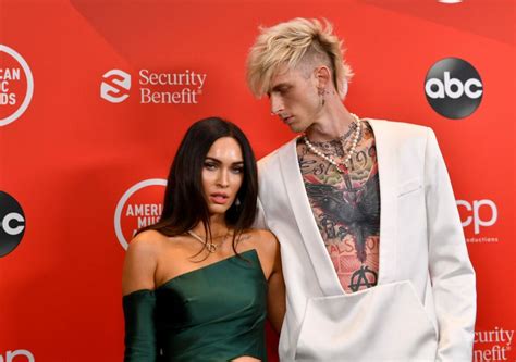 megan fox bush|Megan Fox und Machine Gun Kelly Baby krönt ihre turbulente。